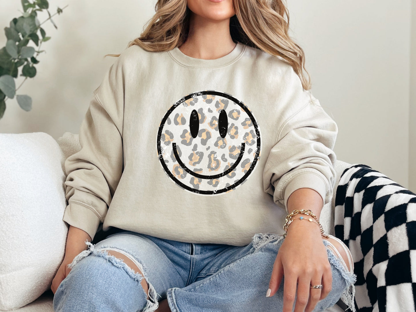 Leopard Smiley